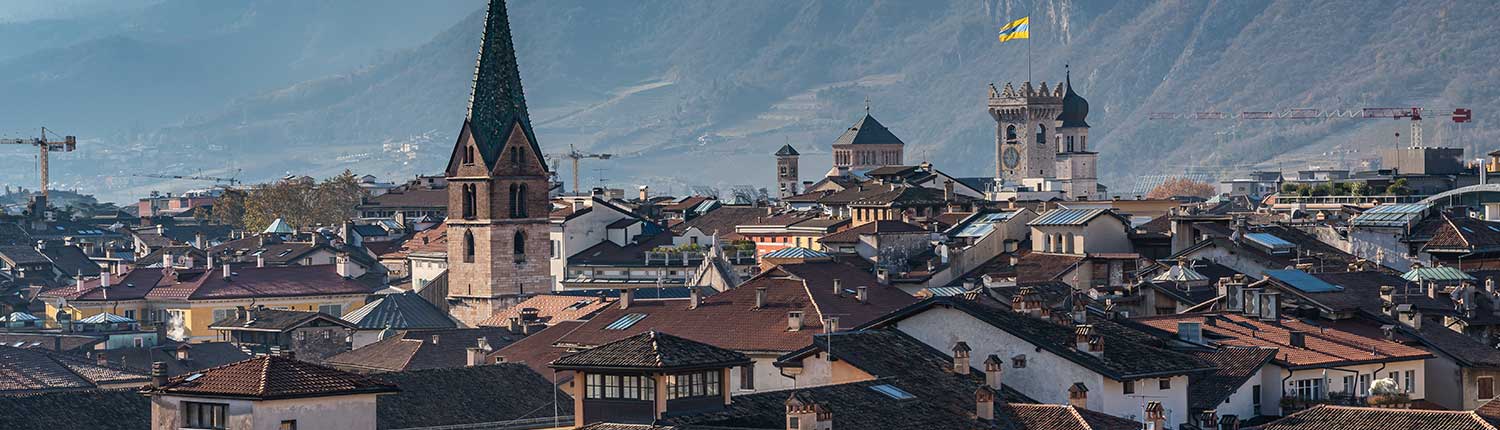 Produzione filmati e video aziendali Trento, video emozionali a Rovereto, Pergine Valsugana, Arco, Riva del Garda e Mori Produzione filmati e video aziendali Trento, video emozionali a Rovereto, Pergine Valsugana, Arco, Riva del Garda e Mori